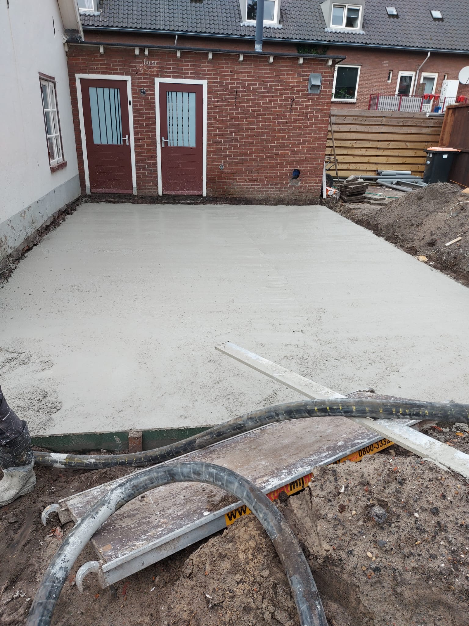 Aanbouw buitenzijde